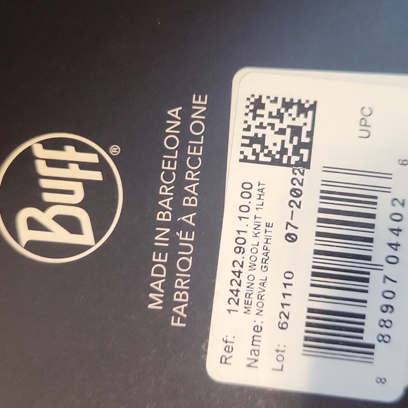 Buff Black Ribbed Beanie - Picture 4 of 6